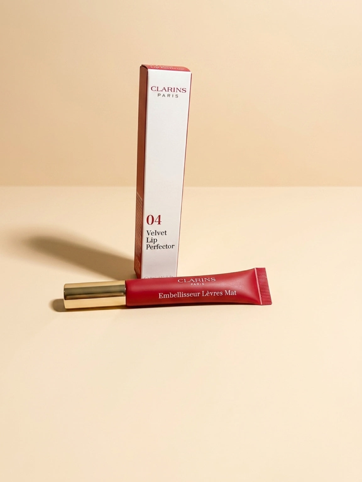 Clarins Velvet Lip Perfector 04 – Velvet Raspberry Matte Liquid Lipstick